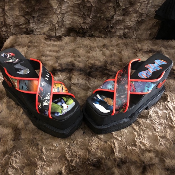 SOLD! - Vintage Luichiny Comic Platforms RARE - Picture 7 of 8